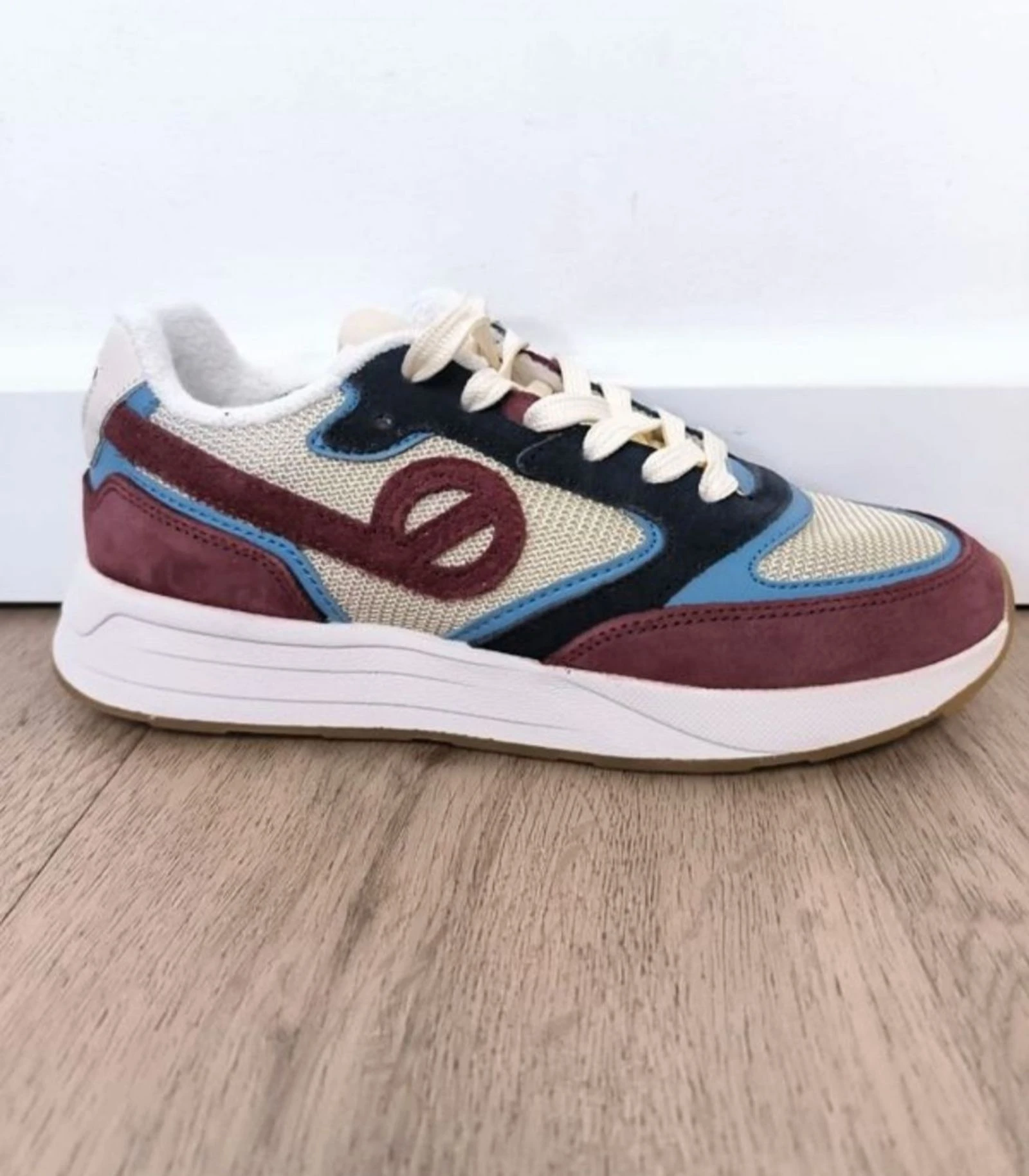 Baskets Sneakers femme marque No Name modèle Power jogger taille 37, neuve avec étiquette, légère et confortable